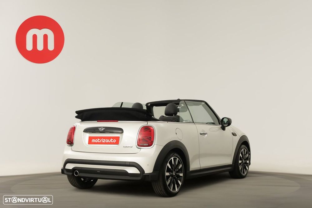 MINI Cabrio - 8