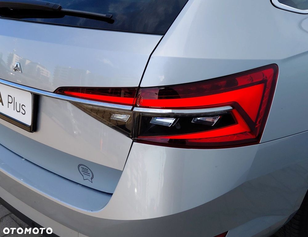 Skoda Superb 2.0 TSI L&K DSG - 40