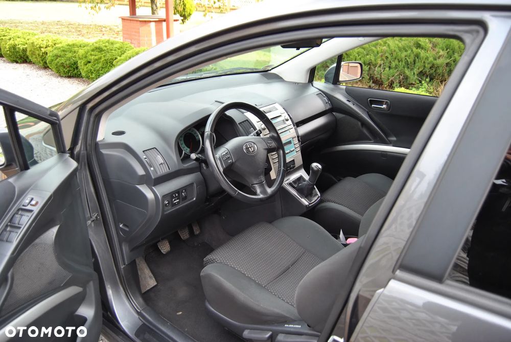 Toyota Corolla Verso 1.8 Sol + 7os - 24