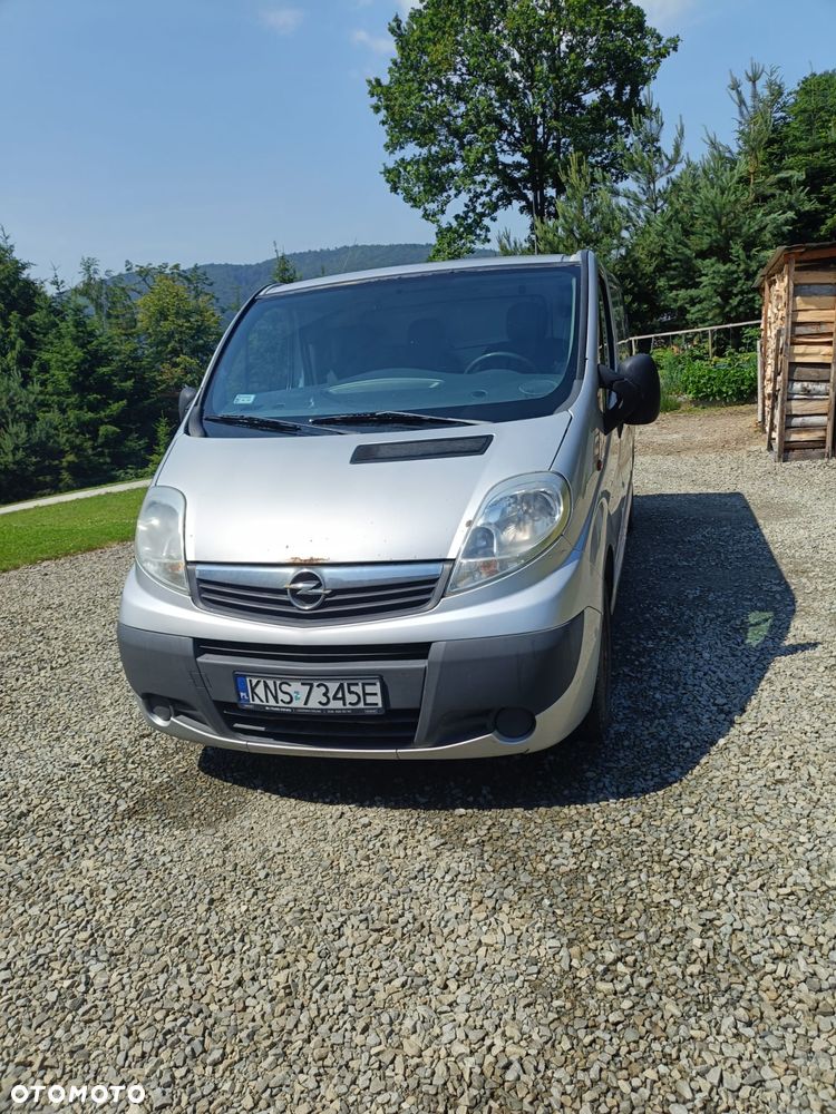 Opel Vivaro - 1