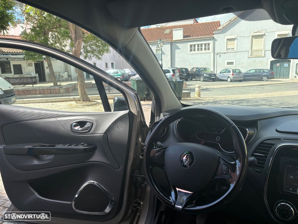 Renault Captur 1.5 dCi Exclusive - 26