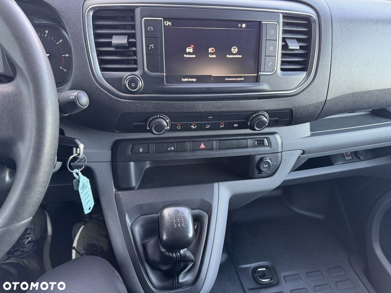 Opel Vivaro - 25