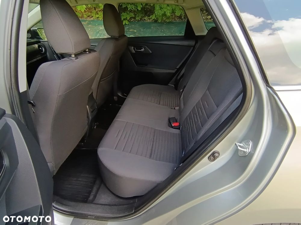 Toyota Auris 1.6 Comfort - 21