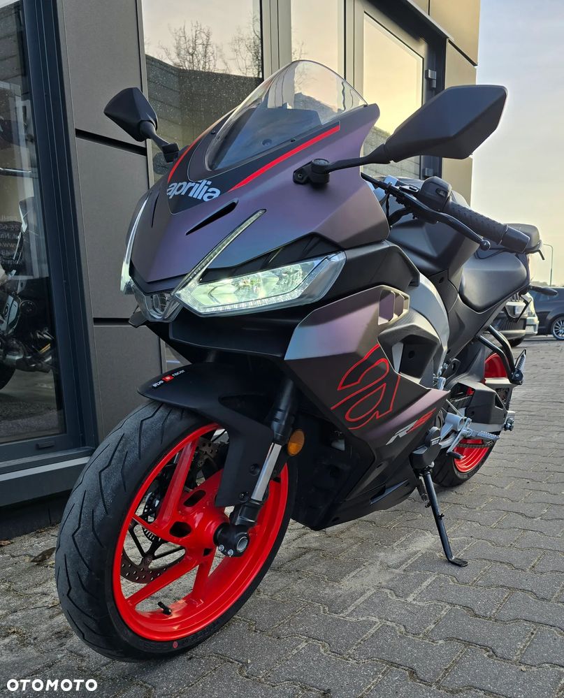 Aprilia RS - 9