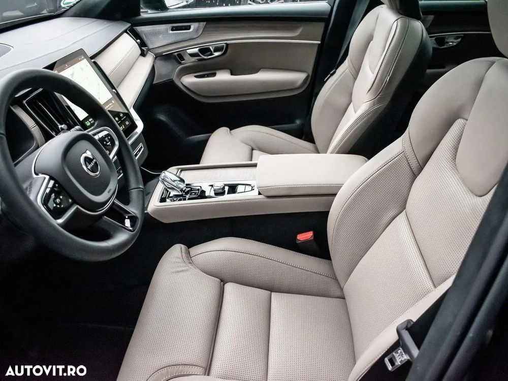 Volvo XC 90 T8 AWD Plug-in Hybrid Ultra Dark - 7