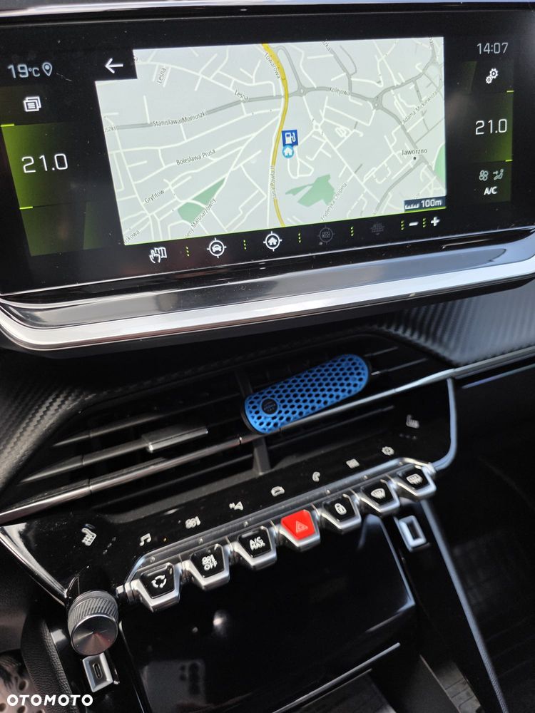 Peugeot 208 1.2 PureTech GT S&S - 9