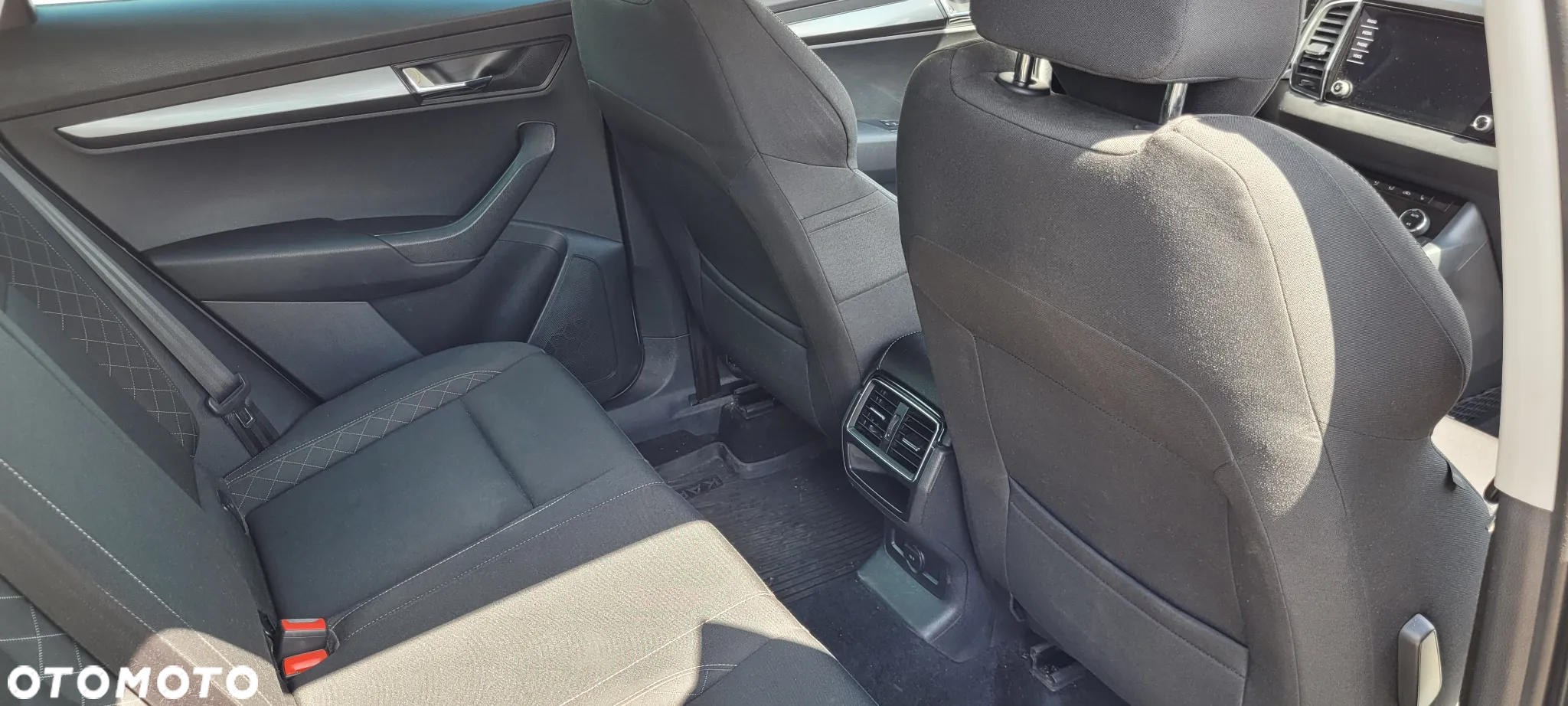 Skoda Karoq 1.5 TSI ACT 4x2 Ambition - 8