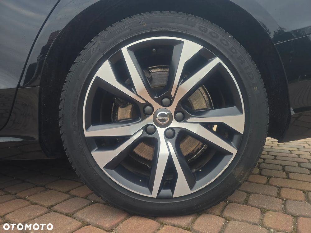 Volvo V60 T6 AWD Plug-In Hybrid Inscription Expression - 24