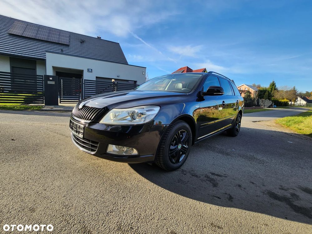 Skoda Octavia Combi 2.0 TDI Laurin & Klement - 13
