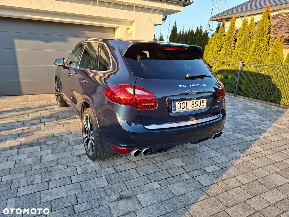 Porsche Cayenne Turbo Tiptronic S - 5