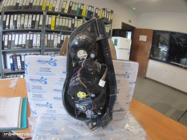 Farol Tras Stop3016 CHEVROLET SPARK FASE 1  2012 1.0I 68CV 5P VERMELHO ESQ - 2