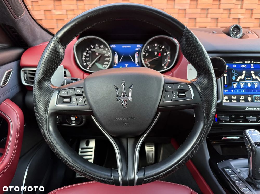 Maserati Levante Granlusso - 16