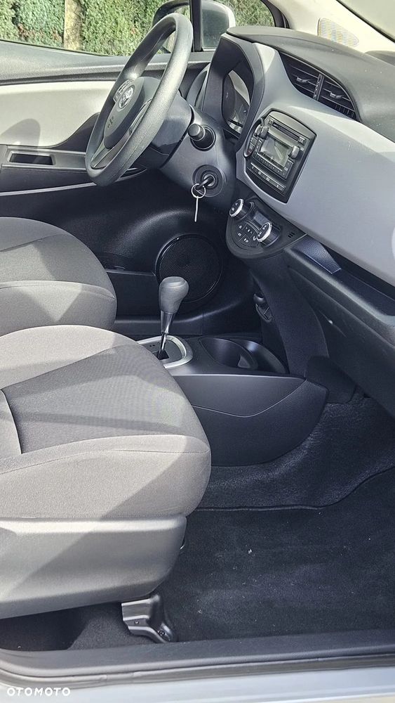 Toyota Yaris - 19