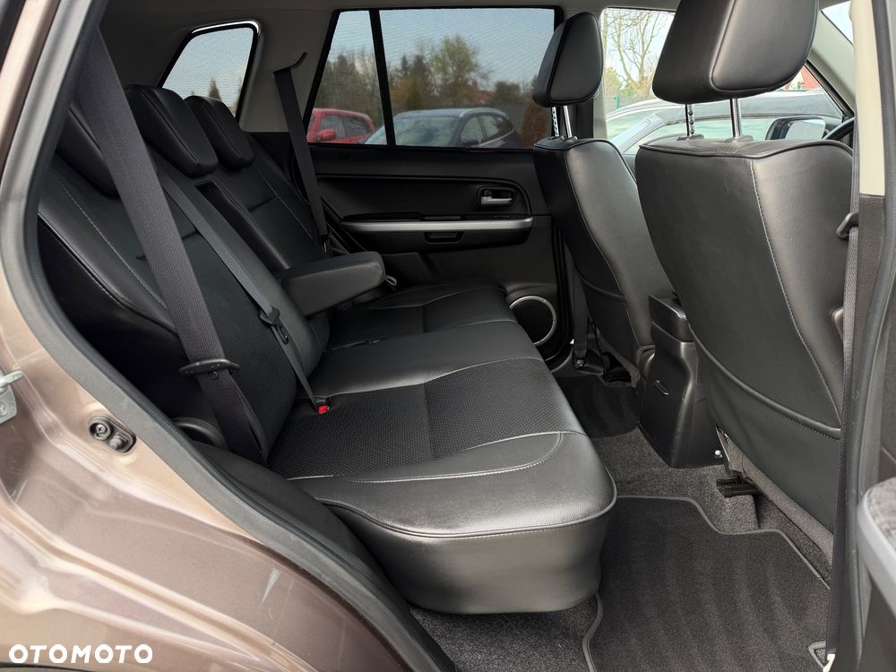 Suzuki Grand Vitara 1.9 DDiS Premium EU5 - 27