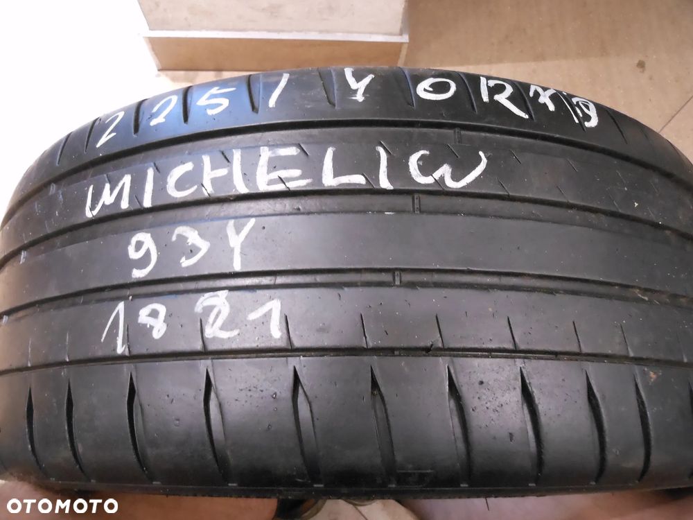 Opona pojedyńcza 225/40r19 michelin pilot sport 4s 5,3mm lato - 1
