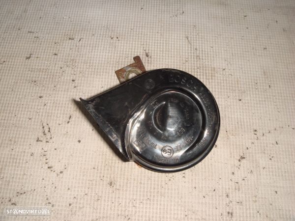 Buzina Nissan Micra Iii (K12) - 1