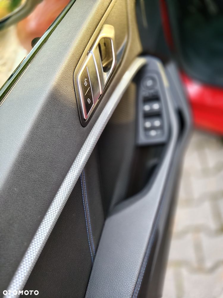 BMW Seria 2 218d M Sport - 17