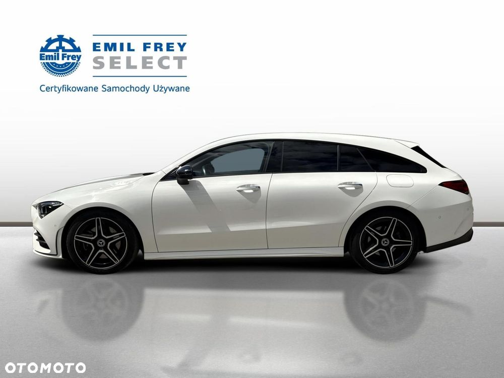 Mercedes-Benz CLA 200 7G-DCT AMG Line - 3