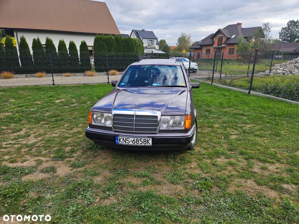 Mercedes-Benz W124 (1984-1993) - 1
