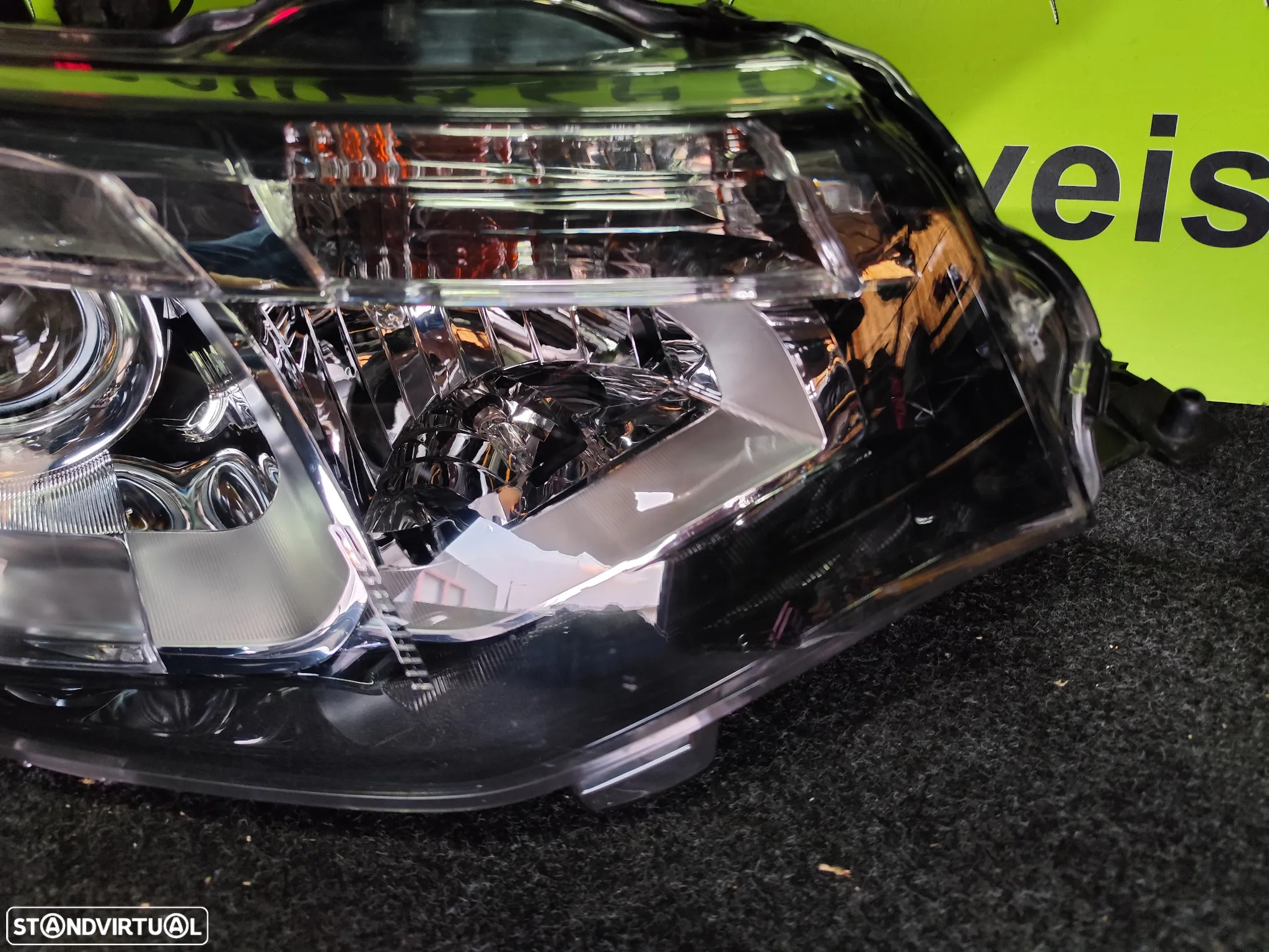 MITSUBISHI OUTLANDER FAROL XENON DIREITO - FF369 - 2