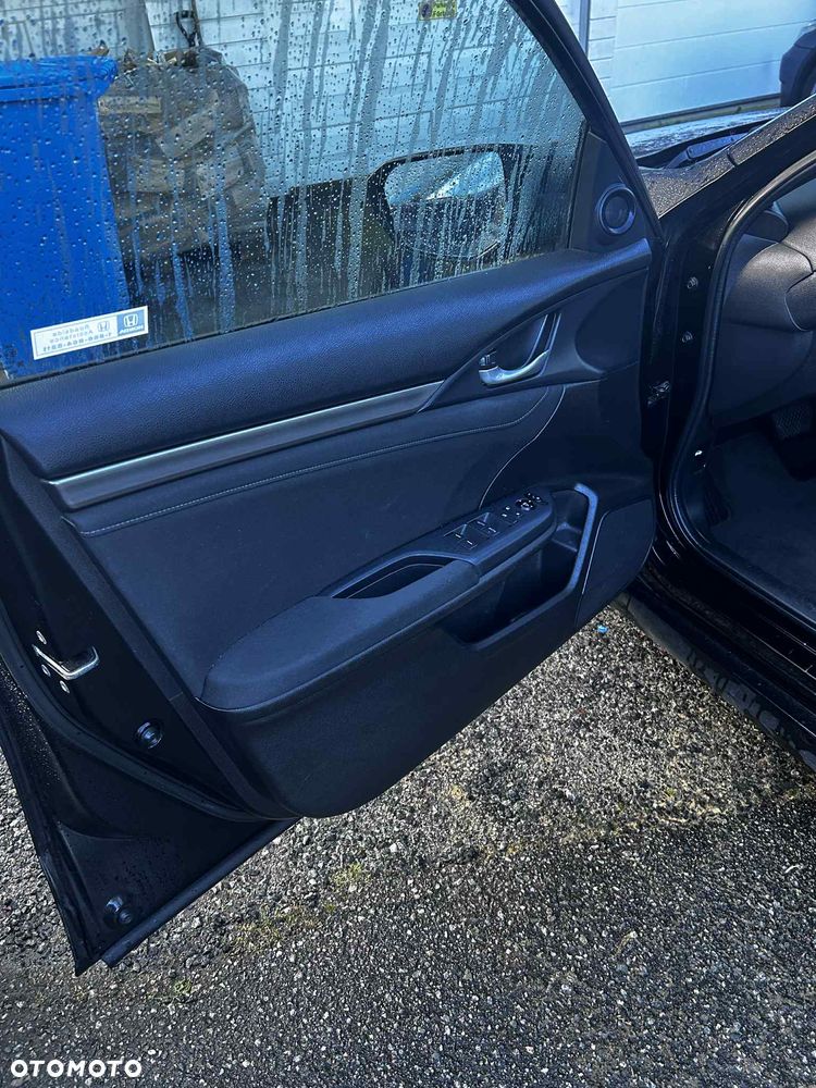 Honda Civic 1.5 i-VTEC Turbo CVT Sport - 19