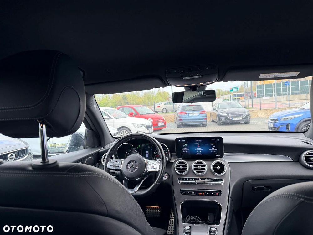 Mercedes-Benz GLC 200 4Matic 9G-TRONIC AMG Line - 20