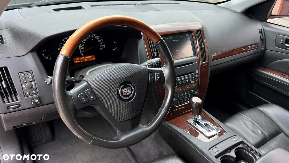 Cadillac STS 4.6 V8 Sport Luxury - 5