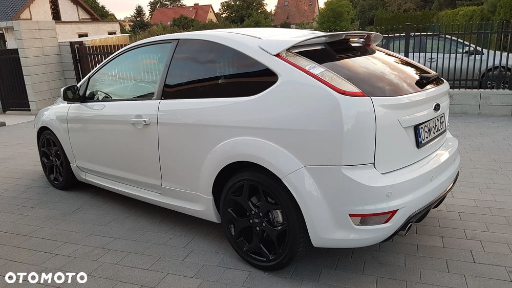 Ford Focus - 37