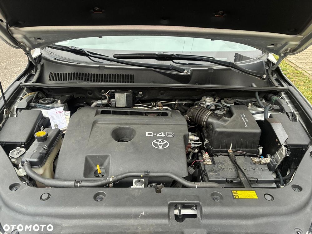 Toyota RAV4 2.2 D-4D Premium - 12
