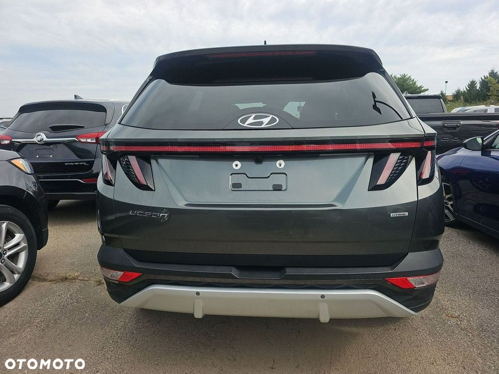 Hyundai Tucson - 5