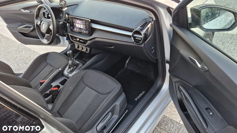 Skoda Fabia 1.0 TSI Style - 10
