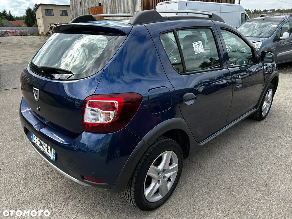 Dacia Sandero Stepway - 1