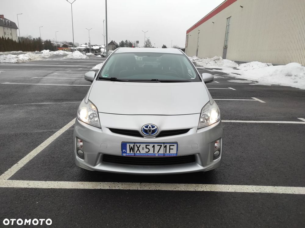 Toyota Prius (Hybrid) Life - 5