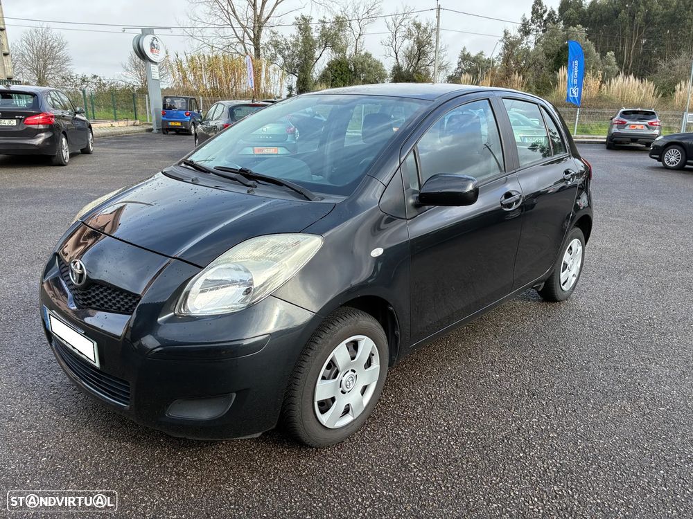 Toyota Yaris 1.0 VVT-i - 2