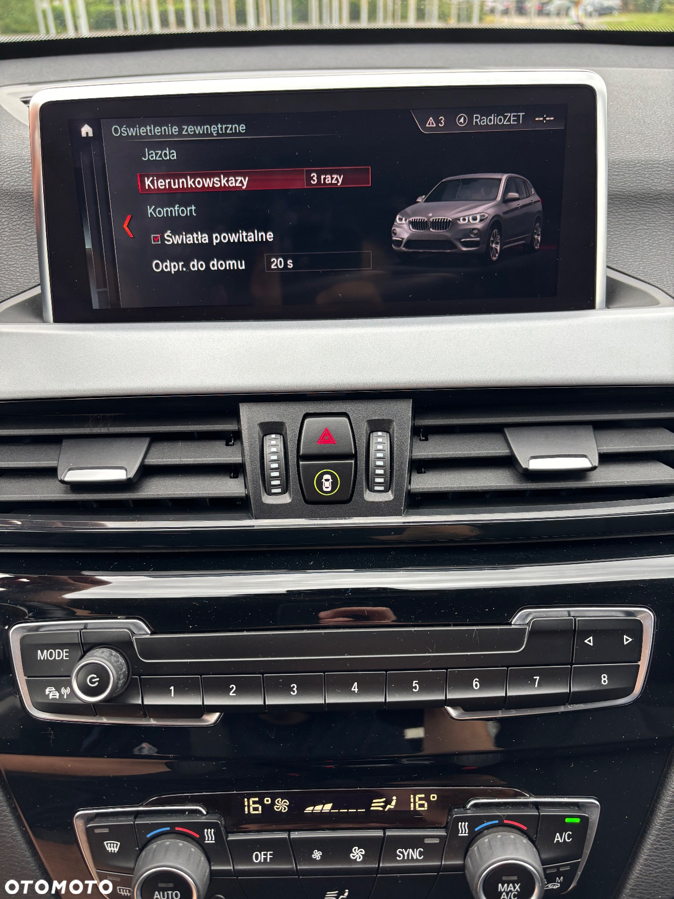 BMW X1 sDrive16d - 30