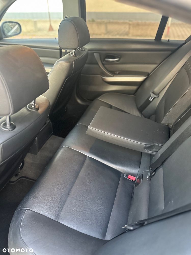 BMW Seria 3 - 15