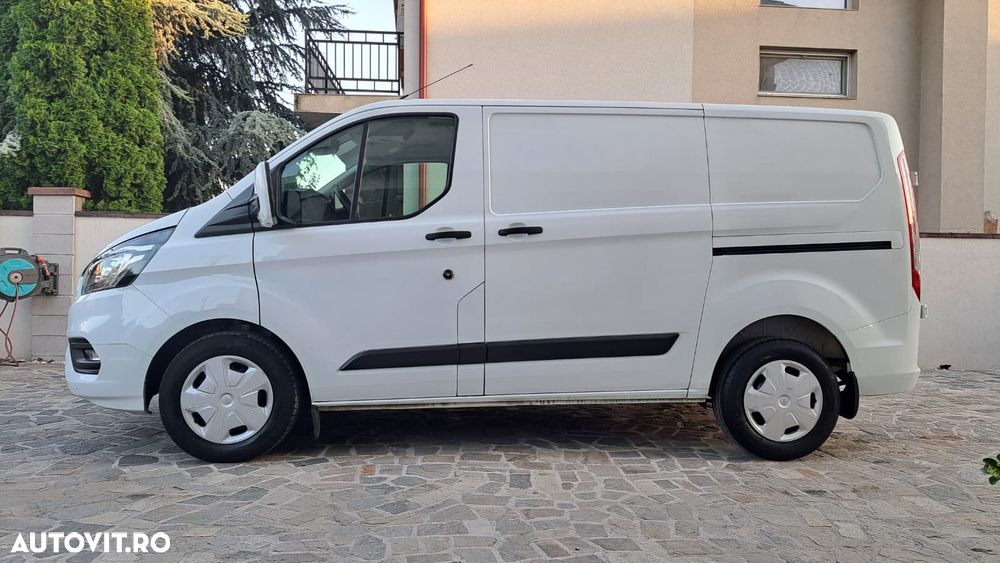 Ford CUSTOM VAN TREND L1H1 A/T FWD - 8