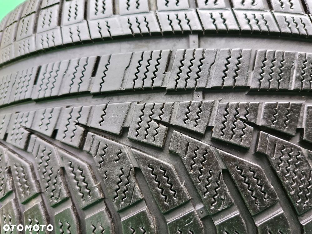 HANKOOK WINTER I CEPT EVO 2 235/45/17, 1 szt - 3
