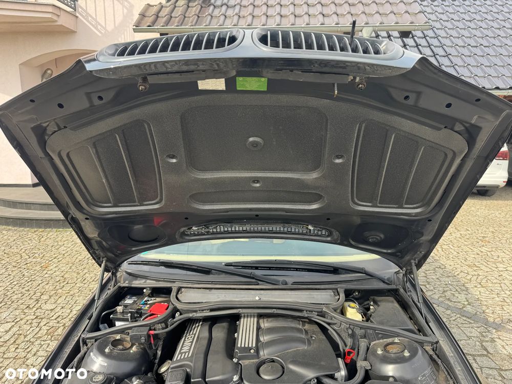 BMW Seria 3 318i Edition Exclusive - 34