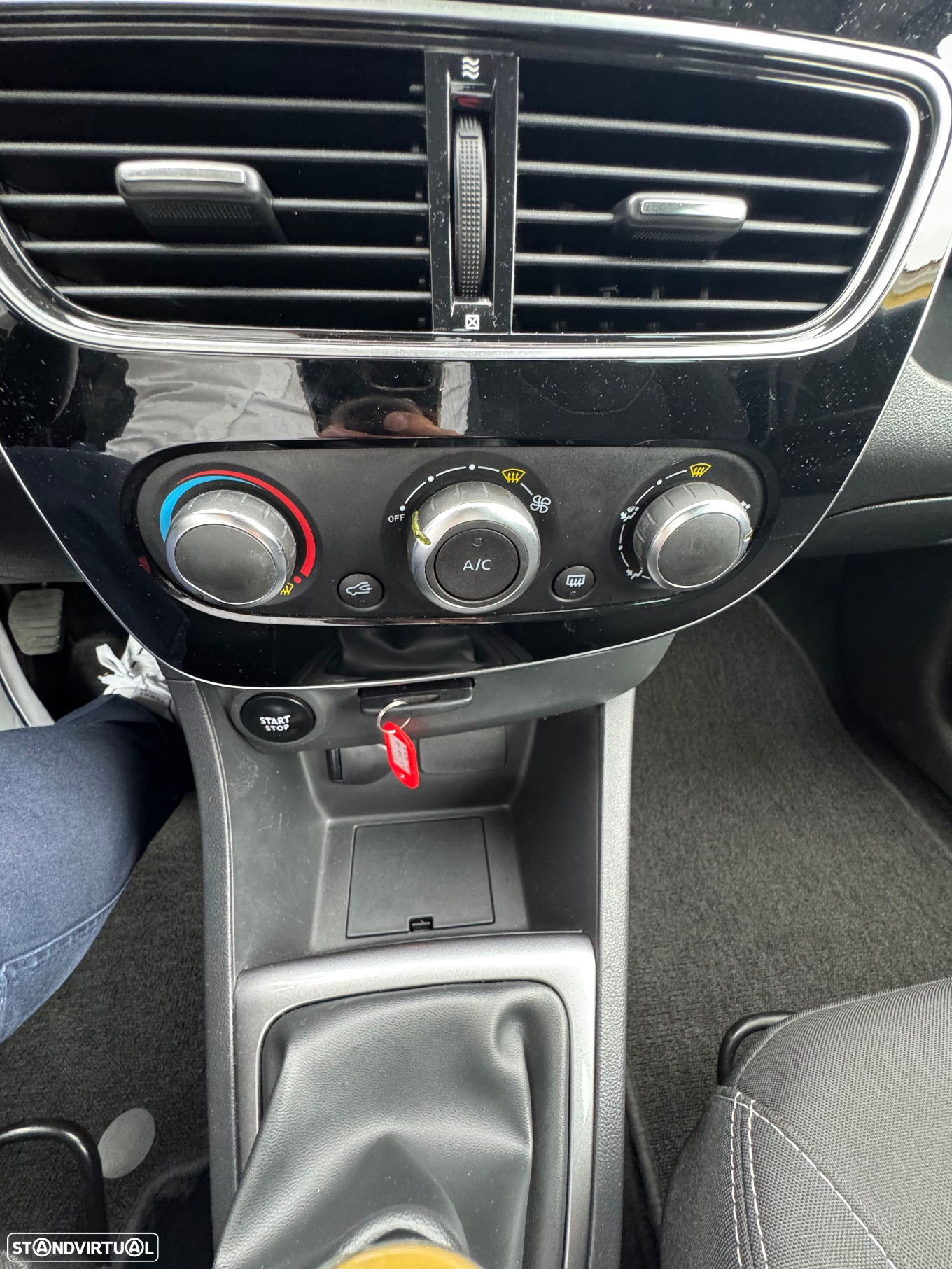 Renault Clio 1.5 dCi Limited - 24