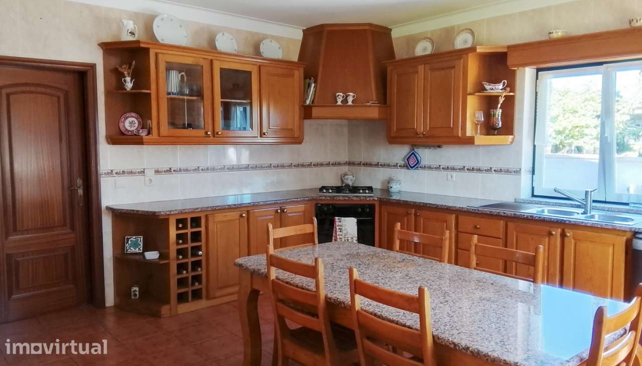 Venda de Moradia V5 isolada, São Pedro de Arcos, Ponte de Lima. - Grande imagem: 2/29