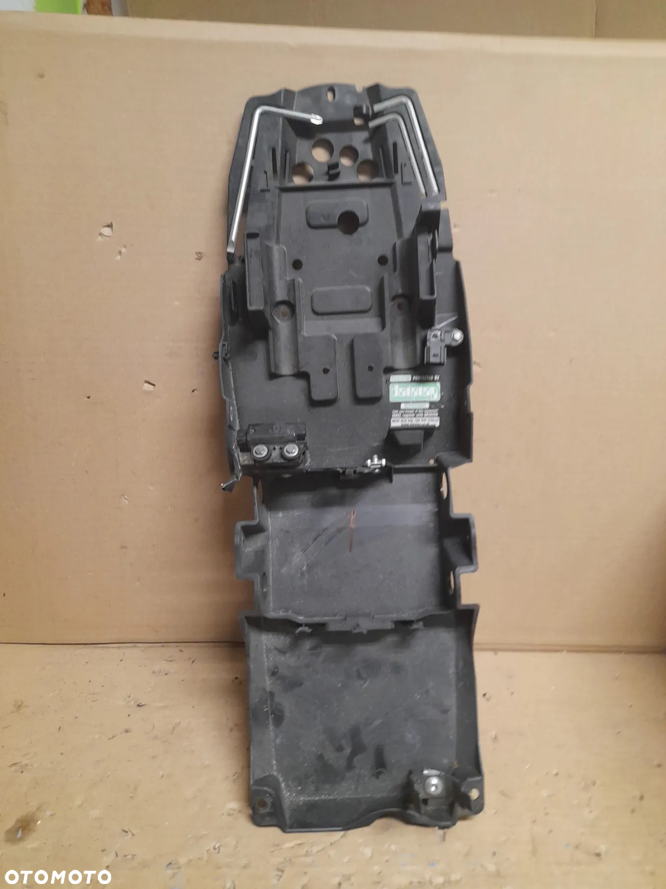 Triumph Street Triple 675 Tylna owiewka pod ogonem, dolna część 2308008 - 4
