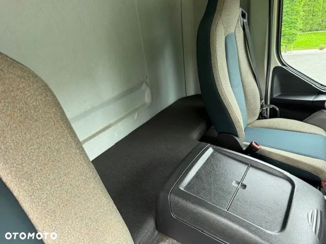 Volvo FE 320 Chłodnia 23palety Euro 6 Niski przeieg - 9
