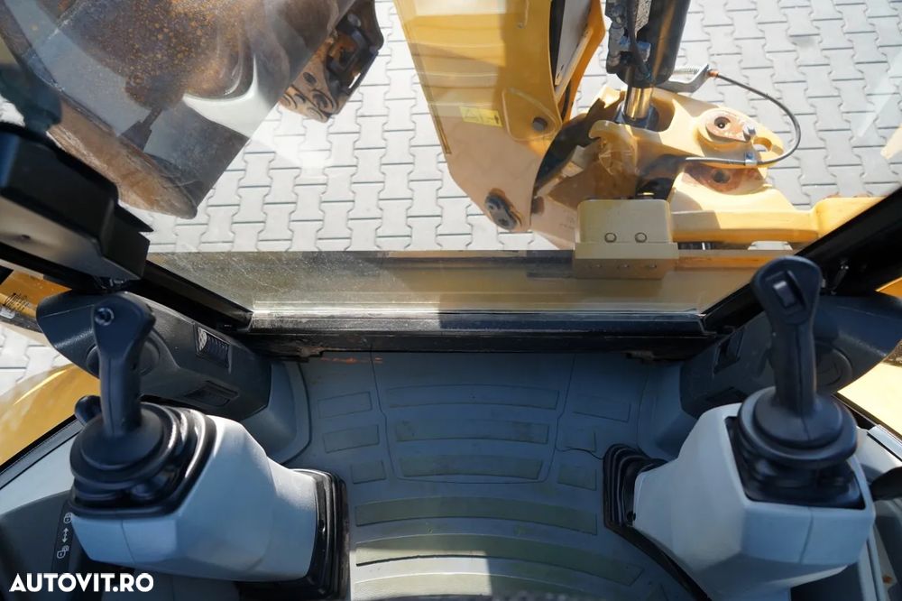Cat 432F / BULDOEXCAVATOR / JOYSTICK / 2012 / AER CONDIȚIONAT / SET CUPĂ - 35