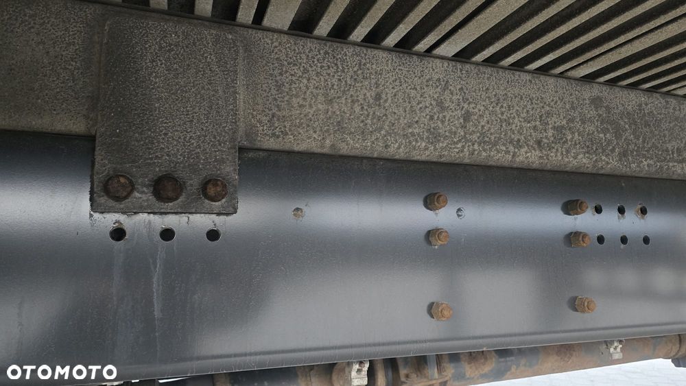 Scania P250 Euro 6 21 palet super stan niski przebieg rama do zabudowy kurierka laweta - 38