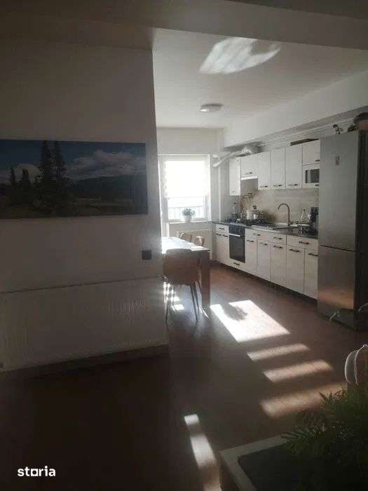 Apartament cu 3 camere, 62 mp, balcon, zona Terra — fotografia 1