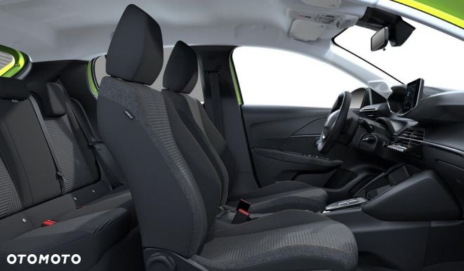 Peugeot 208 - 8