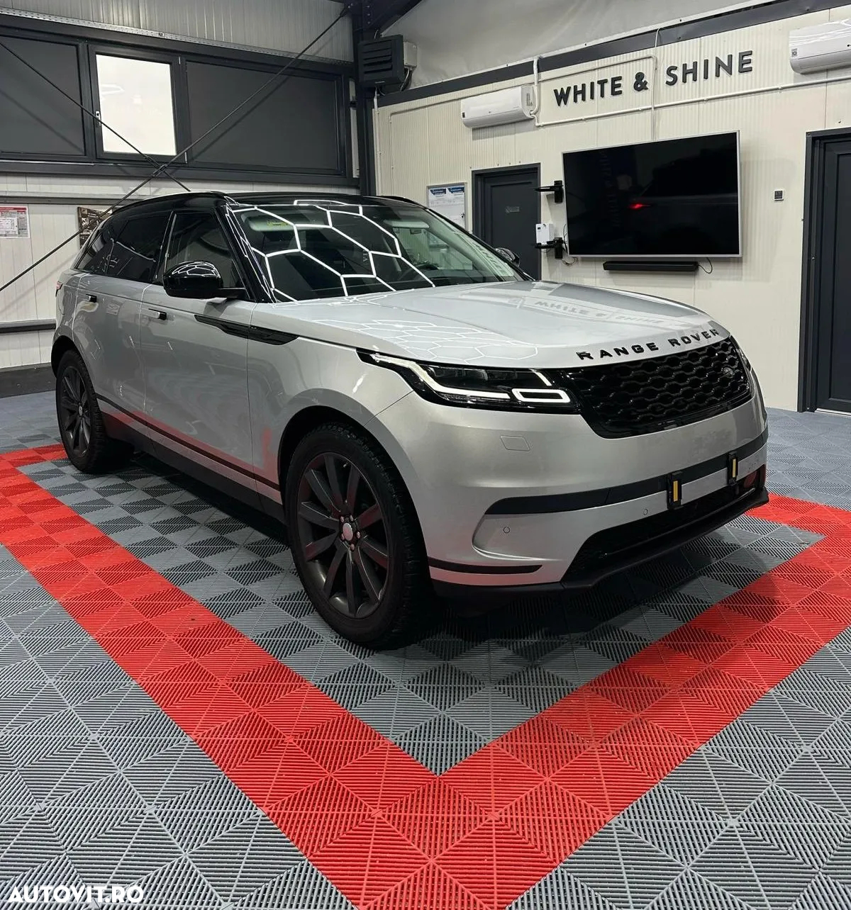 Land Rover Range Rover Velar 2.0 P250 - 14