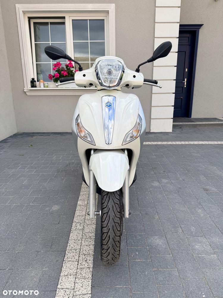 Piaggio Medley - 7