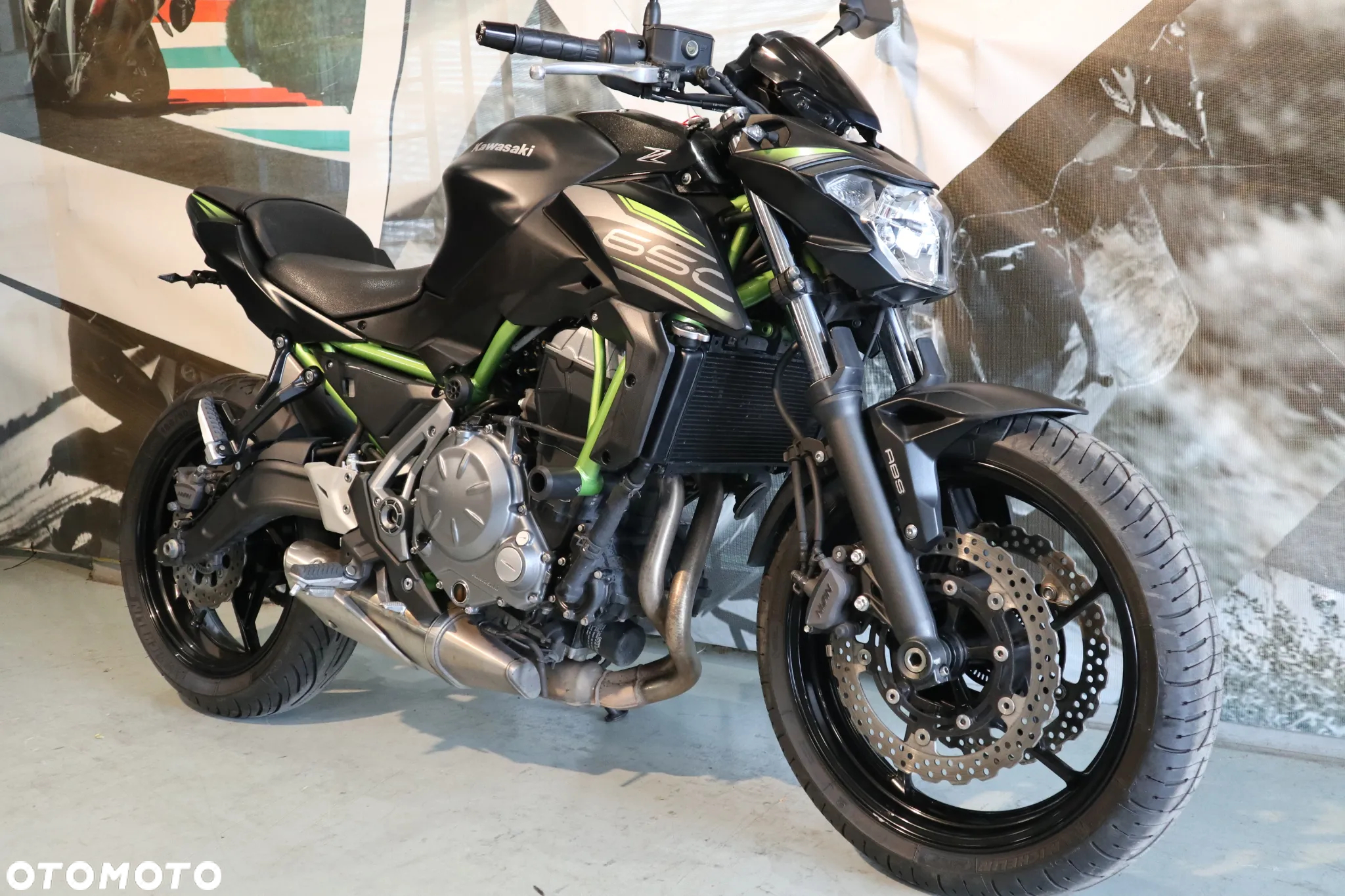 Kawasaki Z 650 - 12